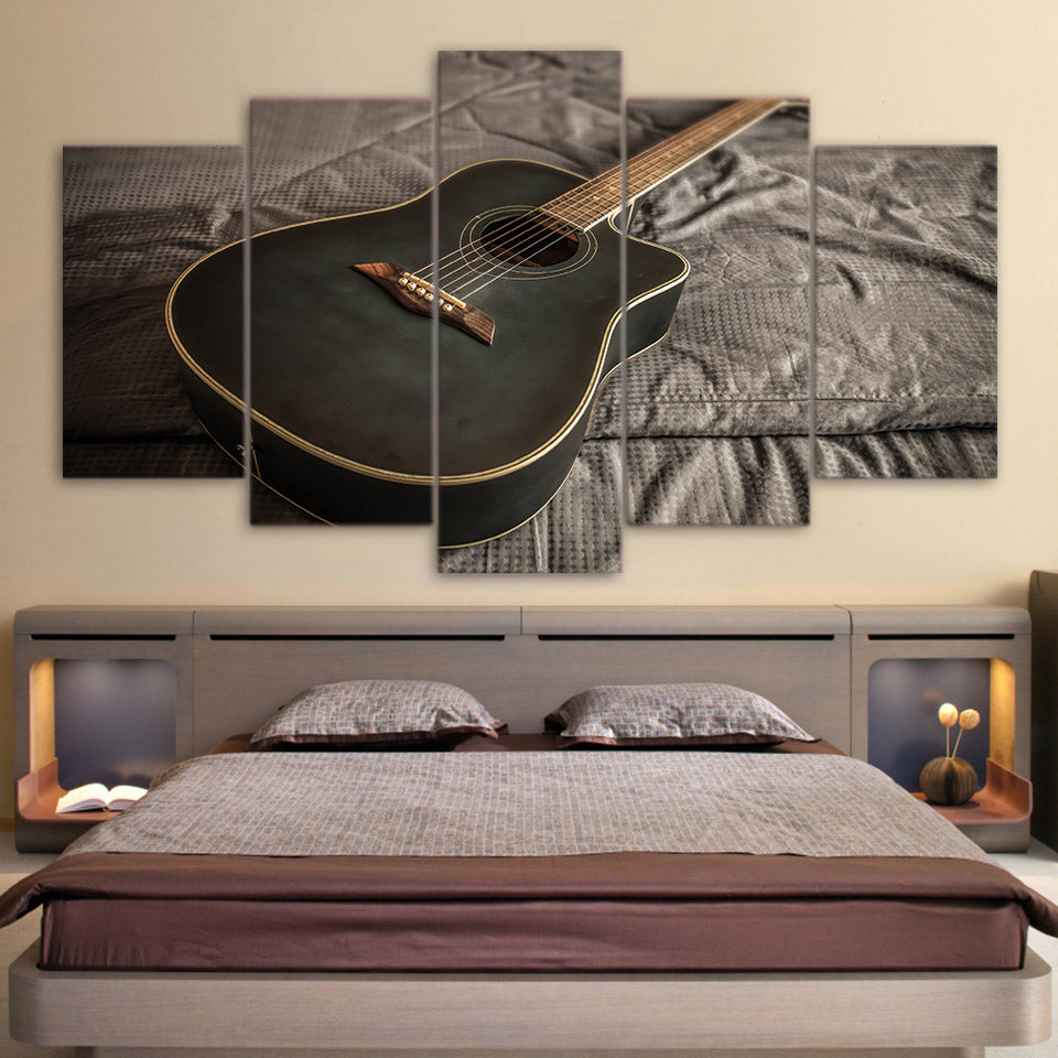 Limited Edition 5 Piece Classic Guitar In Bed Canvas