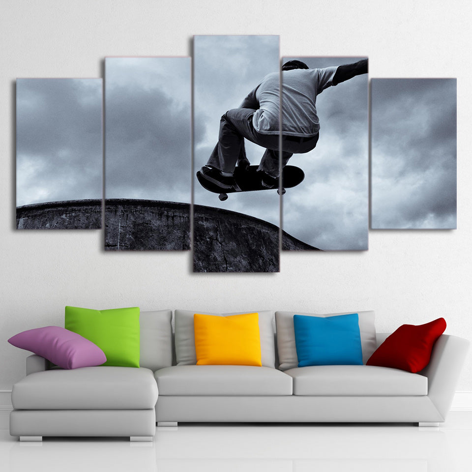 Limited Edition 5 Piece Vintage Skateboard Black And White