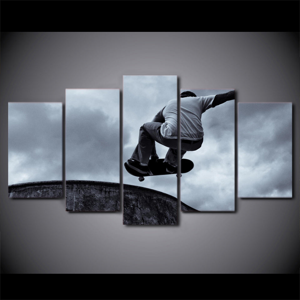 Limited Edition 5 Piece Vintage Skateboard Black And White