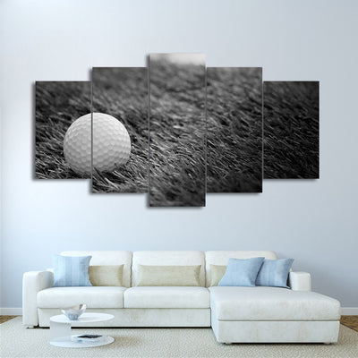 Limited Edition 5 Piece Golf Ball In Grass Black And White  Canvas